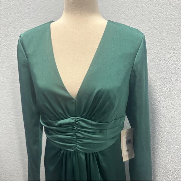 Kay Unger Size 10 Green Elegant V-Neck Ruched Waist Evening Gown Kayla Dress - Picture 7 of 16